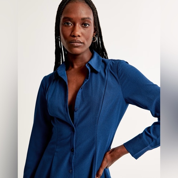 New with tags Abercrombie & fitch long sleeve crepe shirt dress in blue - Picture 2 of 4